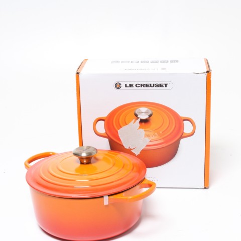 Hrnec s pokličkou Le Creuset